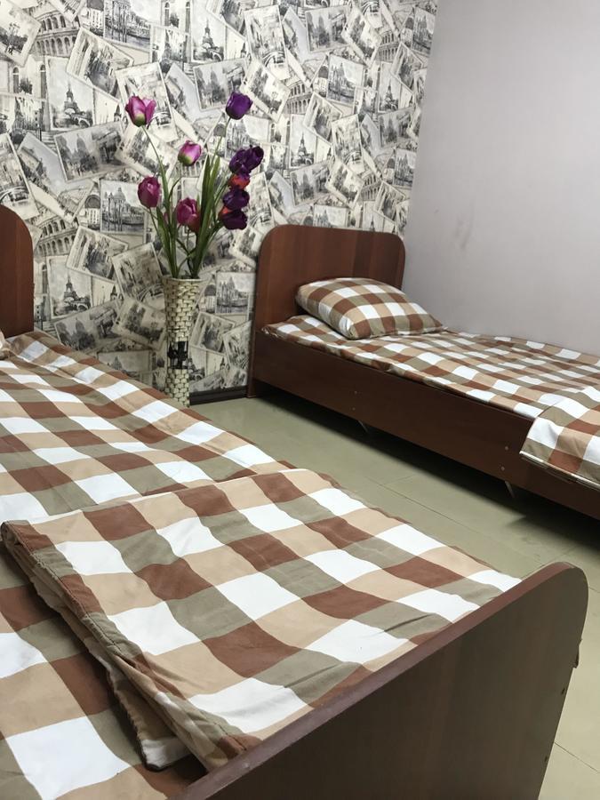 Asia Hostel Almaty Esterno foto