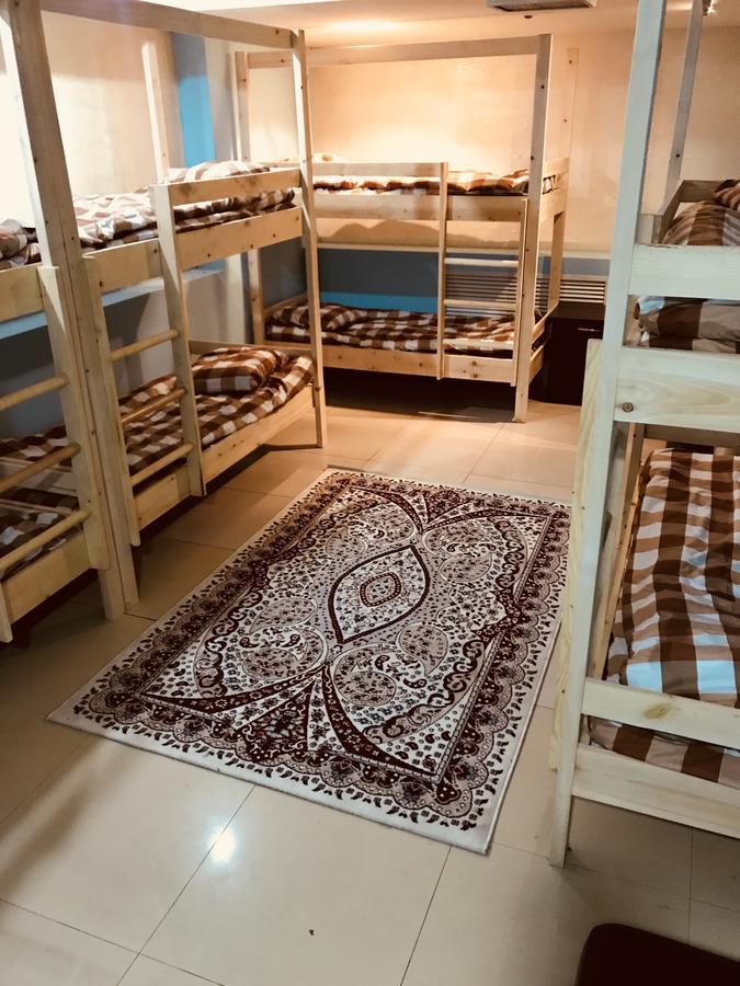 Asia Hostel Almaty Esterno foto