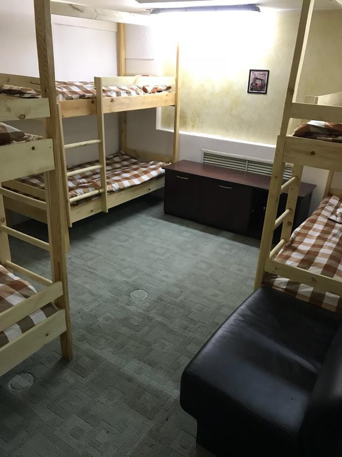 Asia Hostel Almaty Esterno foto
