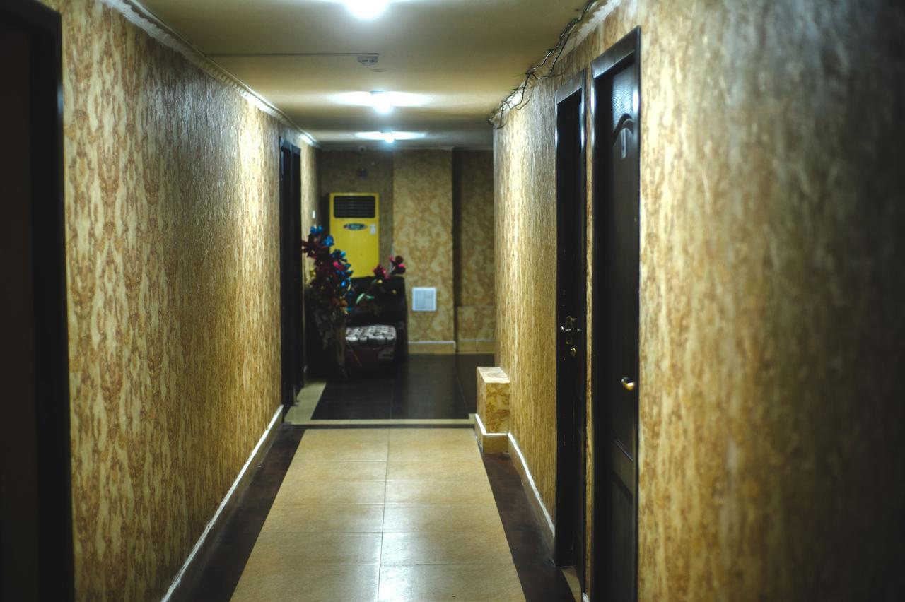Asia Hostel Almaty Esterno foto