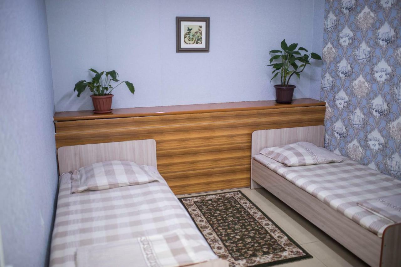 Asia Hostel Almaty Esterno foto